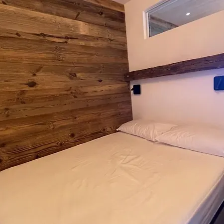 2 Pieces Pour 4 Pers Avec Balcon A L'alpe D'huez - Fr-1-405-227 Lejlighed *
